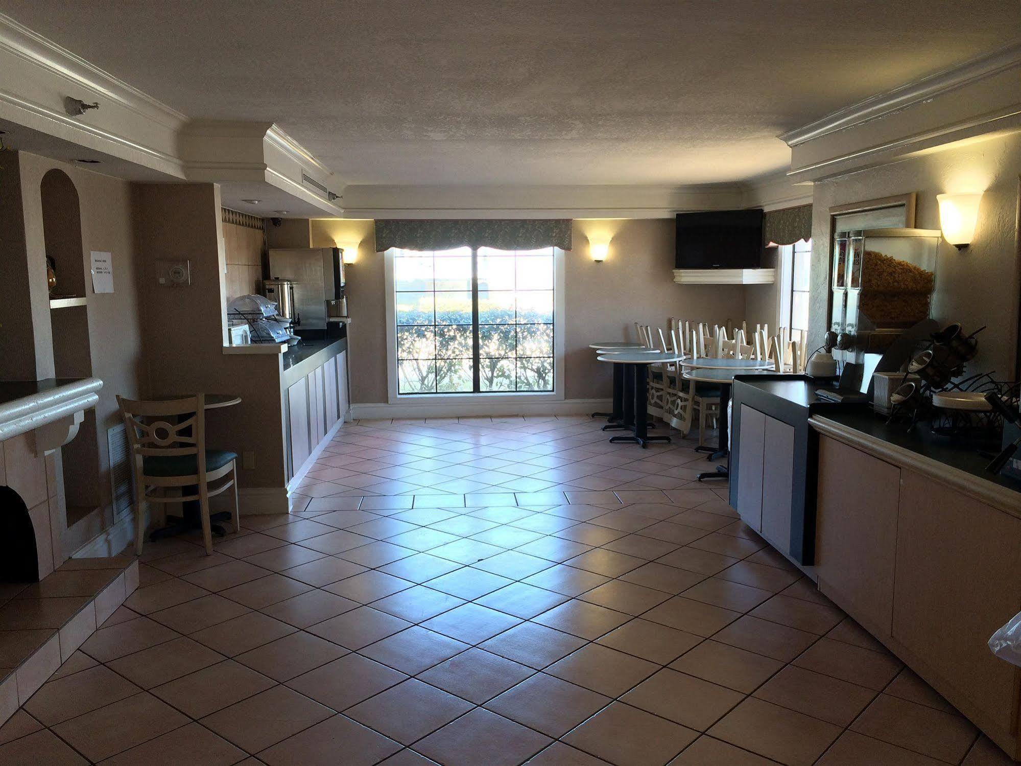 Hemp South Hotel